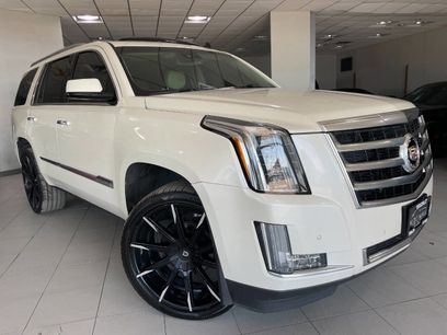 Used 2015 Cadillac Escalade Luxury