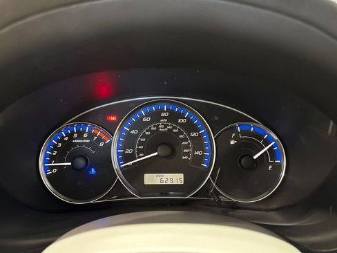 Used 2011 Subaru Forester 2.5X Premium w/ All-Weather Pkg AWD/4WD image 13