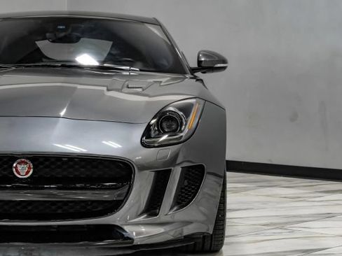 Used 2017 Jaguar F-TYPE S AWD/4WD image 37