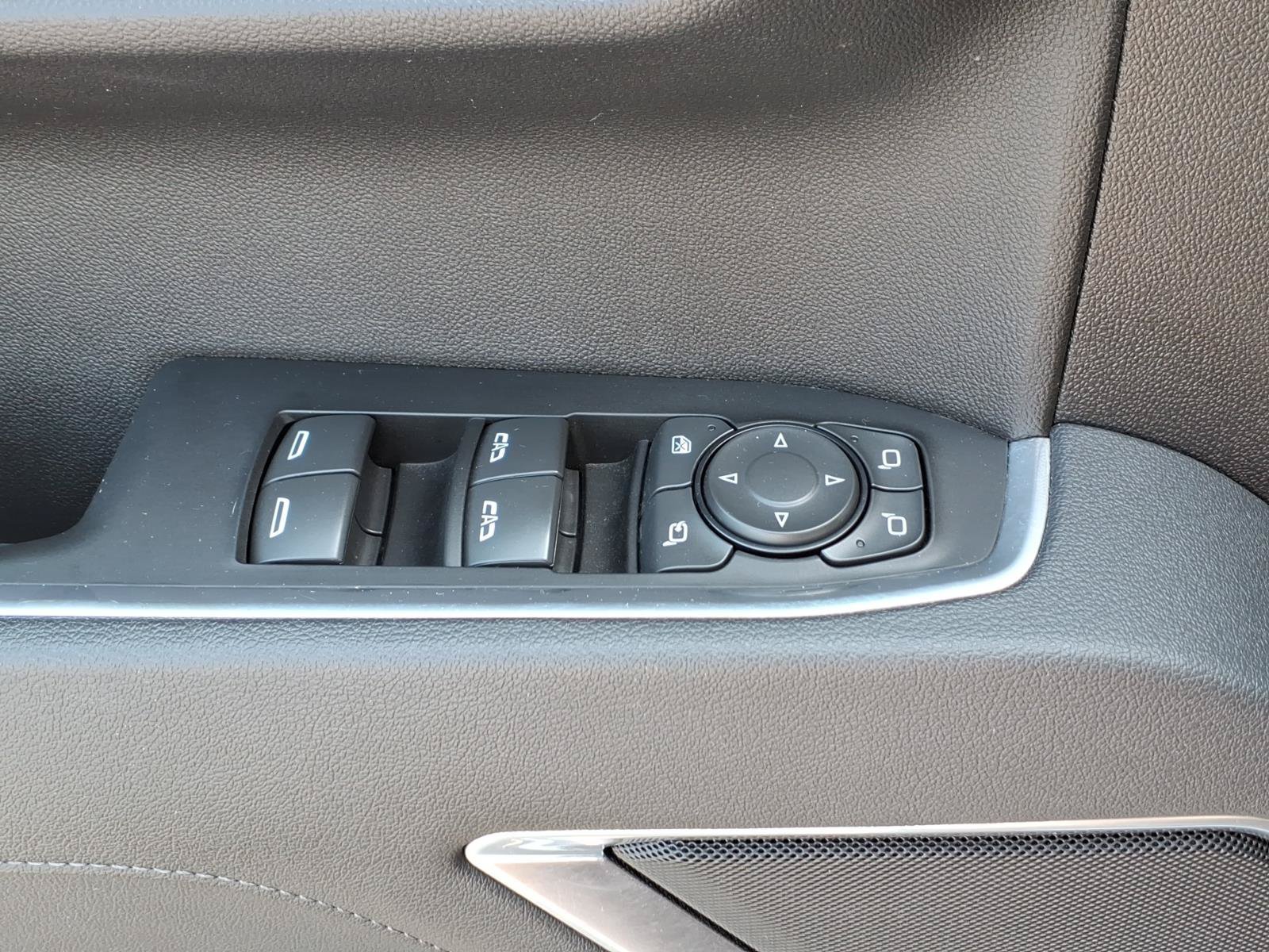 Used 2025 GMC Sierra 1500 SLT AWD/4WD image 23