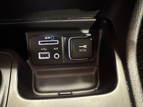 Used 2018 Jeep Cherokee Trailhawk w/ Quick Order Package 27L image 16