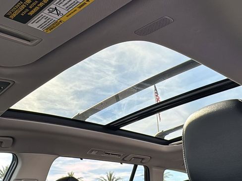 Used 2025 Toyota Grand Highlander FWD image 25