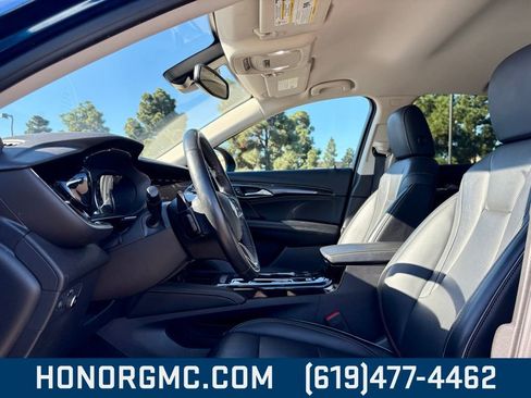 Used 2023 Buick Envision Essence image 10