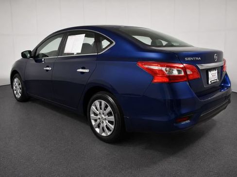 Used 2019 Nissan Sentra S FWD image 4