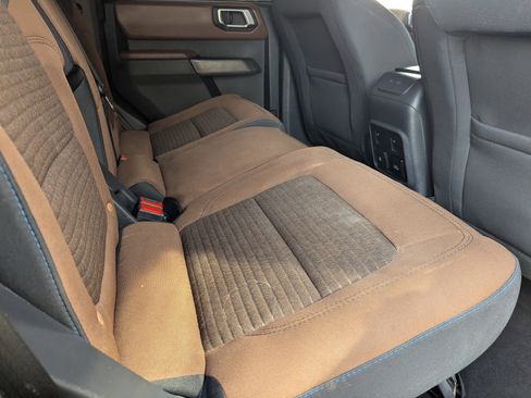 Used 2023 Ford Bronco Outer Banks AWD/4WD image 12