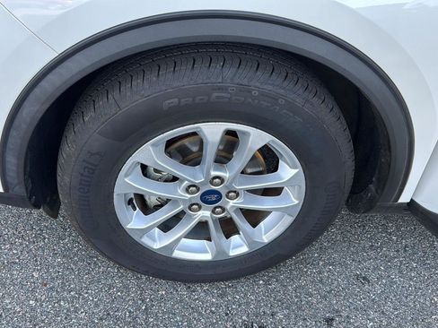 Used 2020 Ford Escape SE image 31