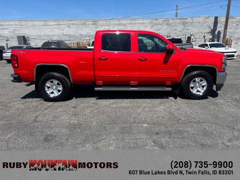 Used 2018 Chevrolet Silverado 1500 LT w/ All Star Edition image 8