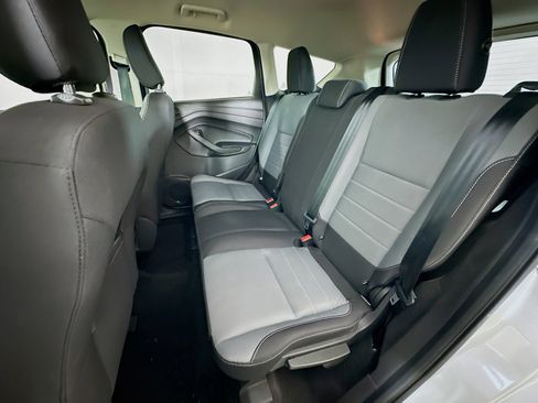 Used 2018 Ford Escape S image 25