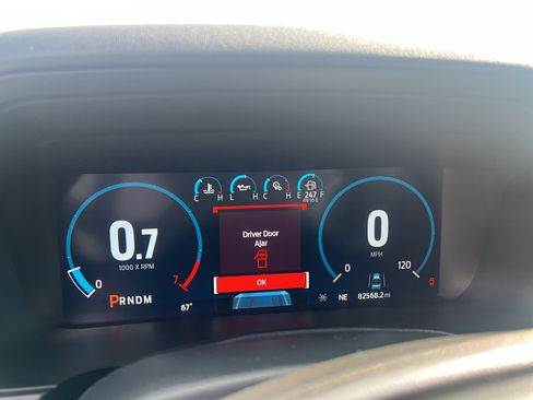 Certified 2022 Ford F150 Platinum w/ Equipment Group 701A High image 10