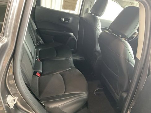 Used 2019 Jeep Compass Altitude image 20