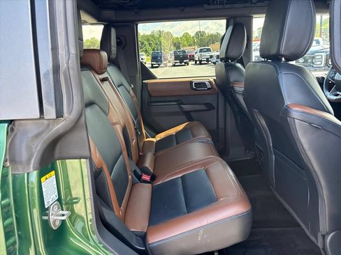 Used 2024 Ford Bronco Outer Banks AWD/4WD image 15