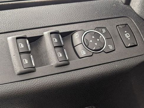 Used 2017 Ford F250 Lariat w/ Chrome Package AWD/4WD image 12