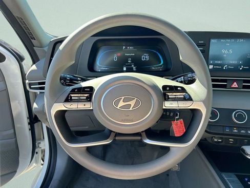 New 2026 Hyundai Elantra SE image 35