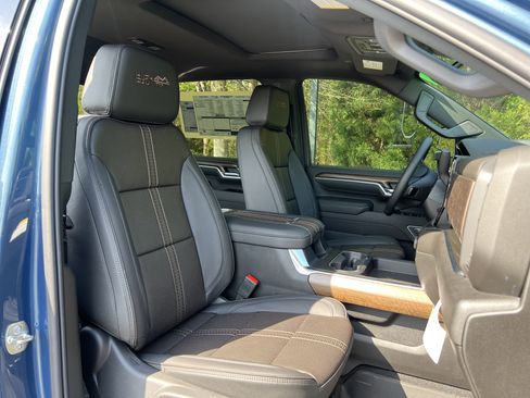 New 2026 Chevrolet Silverado 2500 High Country w/ Technology Package AWD/4WD image 37