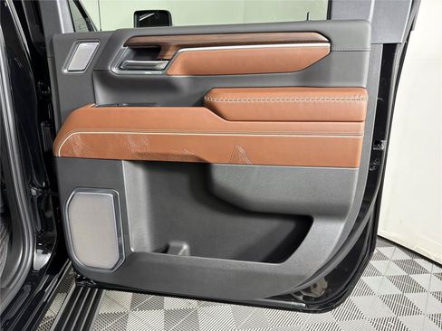 New 2026 GMC Sierra 2500 Denali Ultimate AWD/4WD image 15