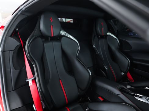 Used 2022 Ferrari SF90 Stradale AWD/4WD image 10