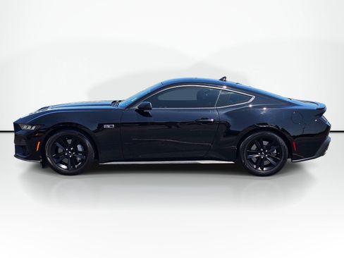 Used 2024 Ford Mustang GT RWD image 13