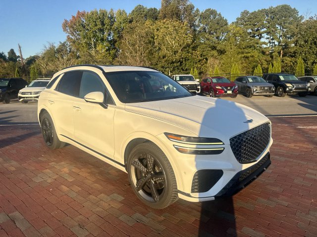 Used 2022 Genesis GV70 3.5T Sport w/ Sport Prestige Package AWD/4WD image 19
