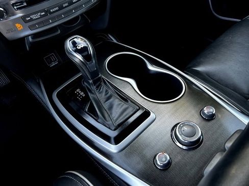 Used 2019 INFINITI QX60 Luxe w/ Essential Package image 41