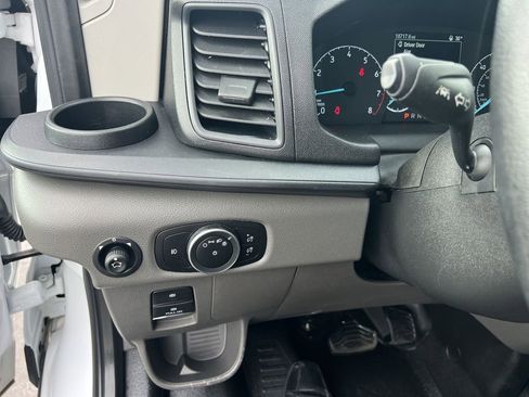 Used 2024 Ford Transit 250 Low Roof w/ Exterior Upgrade Package image 15