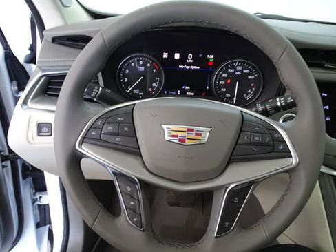 Used 2026 Cadillac XT5 Premium Luxury w/ LPO, Floor Liner Package image 6