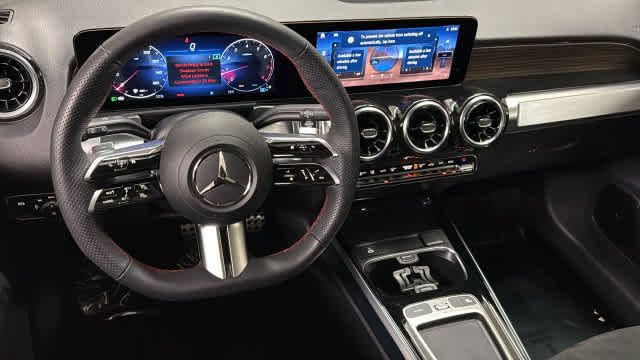Certified 2026 Mercedes-Benz GLB 250 4MATIC image 25