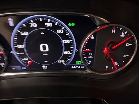 Used 2023 Chevrolet Traverse Premier w/ Redline Edition AWD/4WD image 26