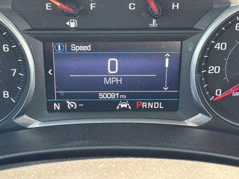 Used 2021 Chevrolet Equinox LT FWD image 21