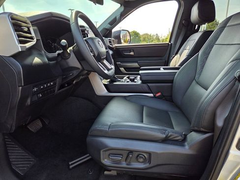 Used 2025 Toyota Tundra SR5 w/ SR5 Premium Package image 4