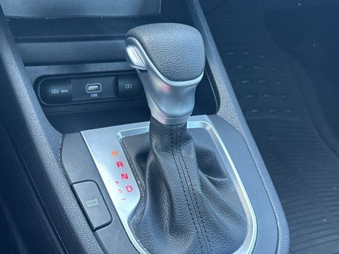 Certified 2024 Kia Forte LXS w/ LXS Technology Package image 31