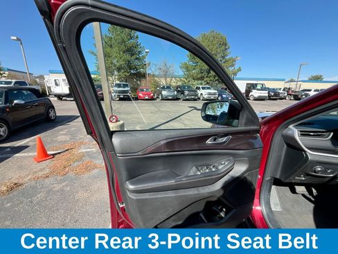 Used 2023 Jeep Grand Cherokee L Laredo image 17