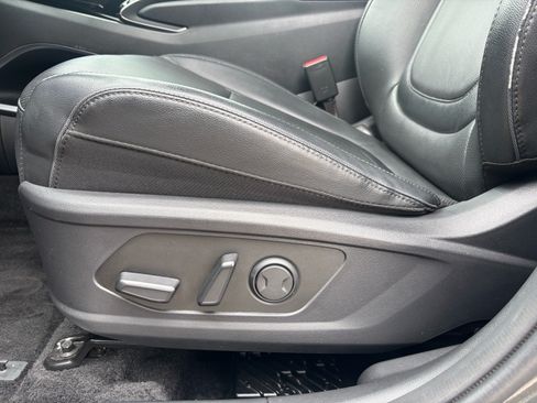 Used 2024 Hyundai Tucson Limited AWD/4WD image 26