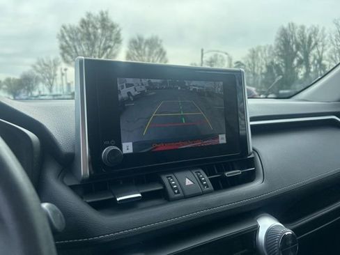 Used 2024 Toyota RAV4 XLE Premium image 23