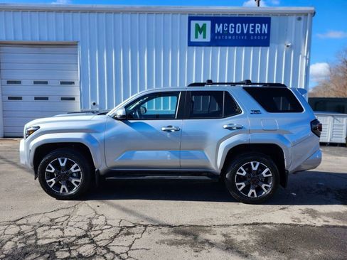 Used 2025 Toyota 4Runner TRD Sport image 2