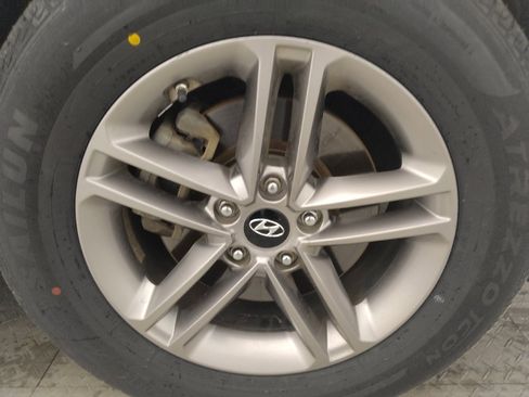 Used 2017 Hyundai Santa Fe Sport AWD/4WD image 31