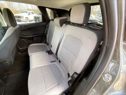 Used 2022 Ford Escape SE image 14