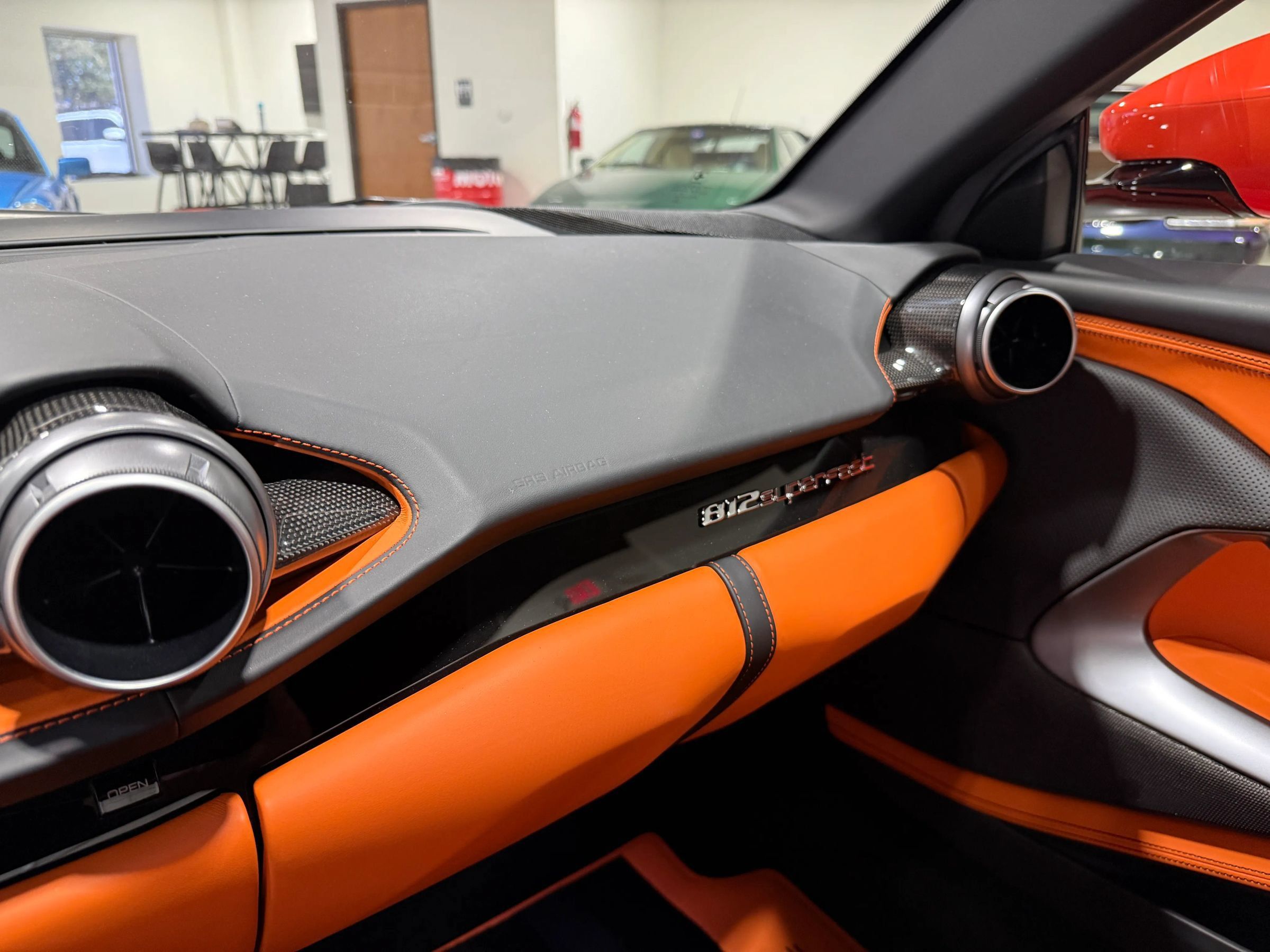 Used 2020 Ferrari 812 Superfast RWD image 49