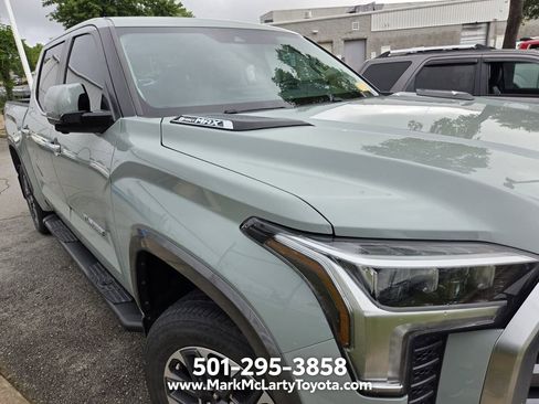 Used 2024 Toyota Tundra Limited AWD/4WD image 3