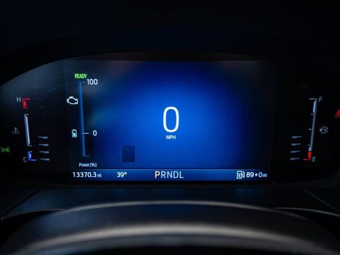 Used 2024 Ford Escape SE image 27