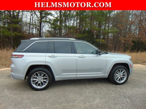 Certified 2022 Jeep Grand Cherokee Summit image 13