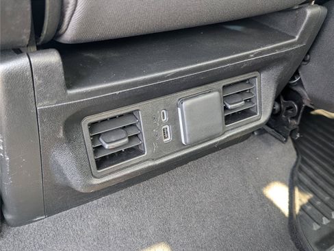Used 2024 GMC Sierra 1500 SLE RWD image 15