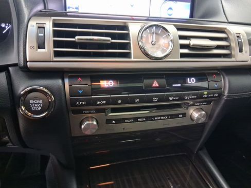 Used 2014 Lexus LS 460 w/ Comfort Package image 26