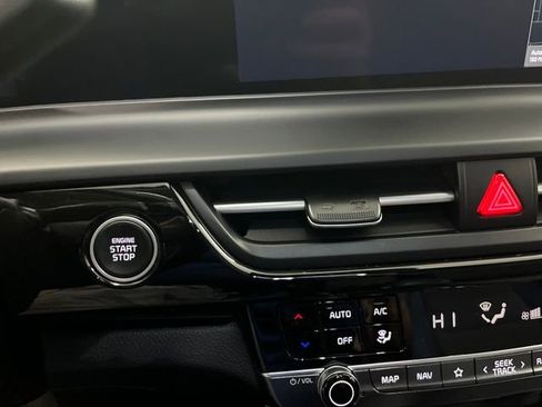 Certified 2024 Kia Seltos S AWD/4WD image 20