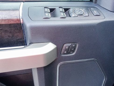 Used 2022 Ford F350 Lariat w/ Lariat Ultimate Package image 23