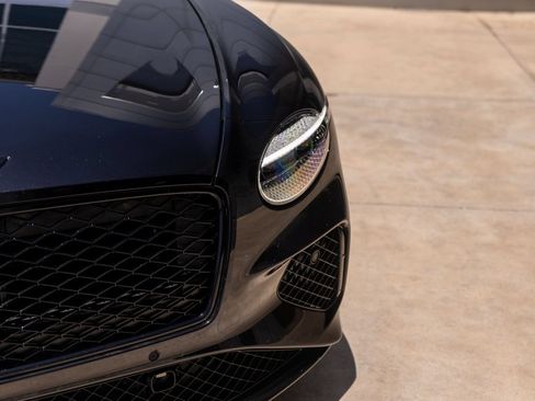 Certified 2025 Bentley Continental GT AWD/4WD image 10