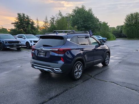 Certified 2021 Kia Seltos EX AWD/4WD image 8