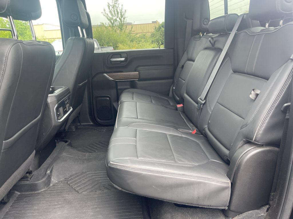 Used 2022 Chevrolet Silverado 3500 High Country w/ Technology Package AWD/4WD image 29