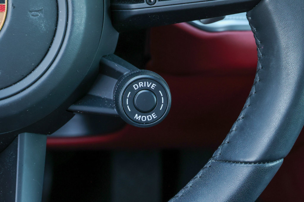 Certified 2026 Porsche Cayenne Coupe AWD/4WD image 52
