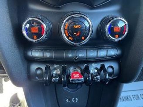 Used 2017 MINI Cooper Convertible image 23