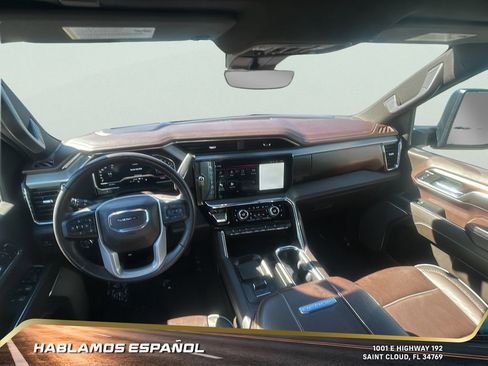 Used 2024 GMC Sierra 2500 Denali w/ Denali Reserve Package image 22